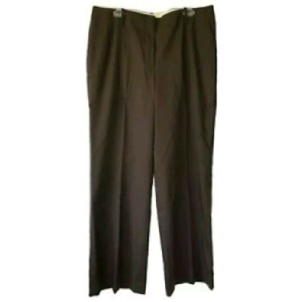 NWT Talbots Pants

Size 12 (35x32)
Brown Color - Picture 4 of 5
